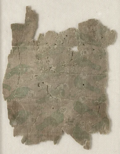 Silk Fragment with Aligned Parrots, Part of a Tunic by Unknown, textile, 400-499