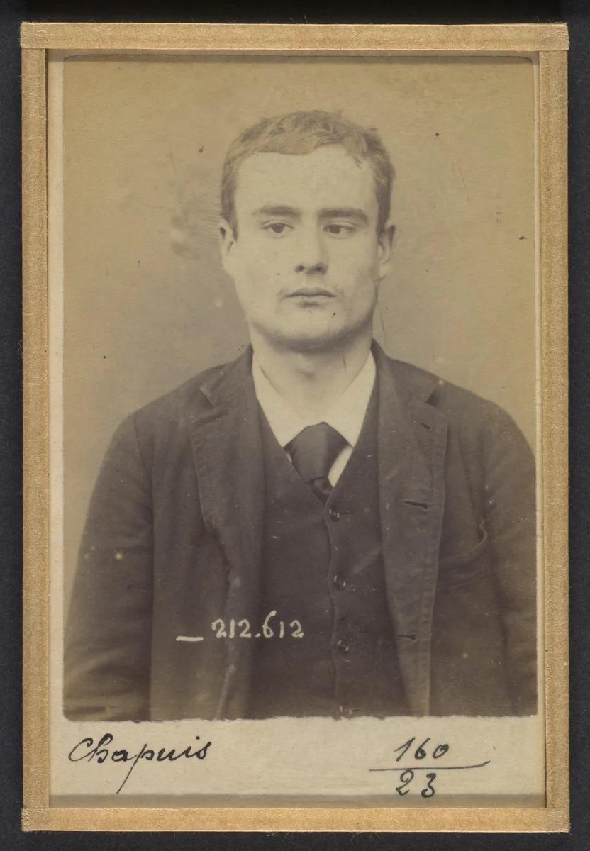 Chapuis. Charles, Paul. 17 ans, né le 22/3/76 à Paris VIle. Tapissier. Anarchiste. 7/1/94 by Alphonse Bertillon, photograph, 1894