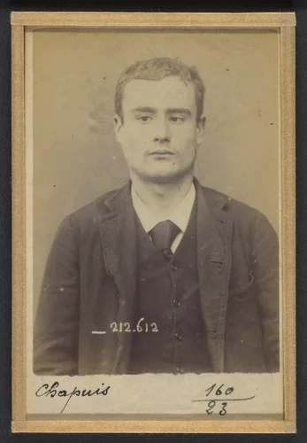 Chapuis. Charles, Paul. 17 ans, né le 22/3/76 à Paris VIle. Tapissier. Anarchiste. 7/1/94 by Alphonse Bertillon, photograph, 1894