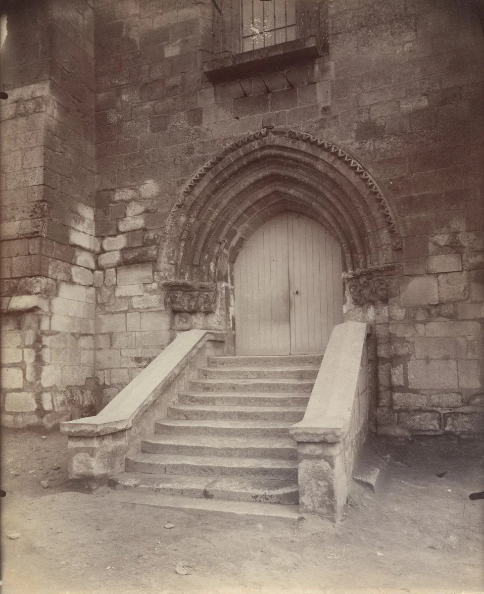 Rieux-Angicourt by Eugène Atget, photograph, 1923