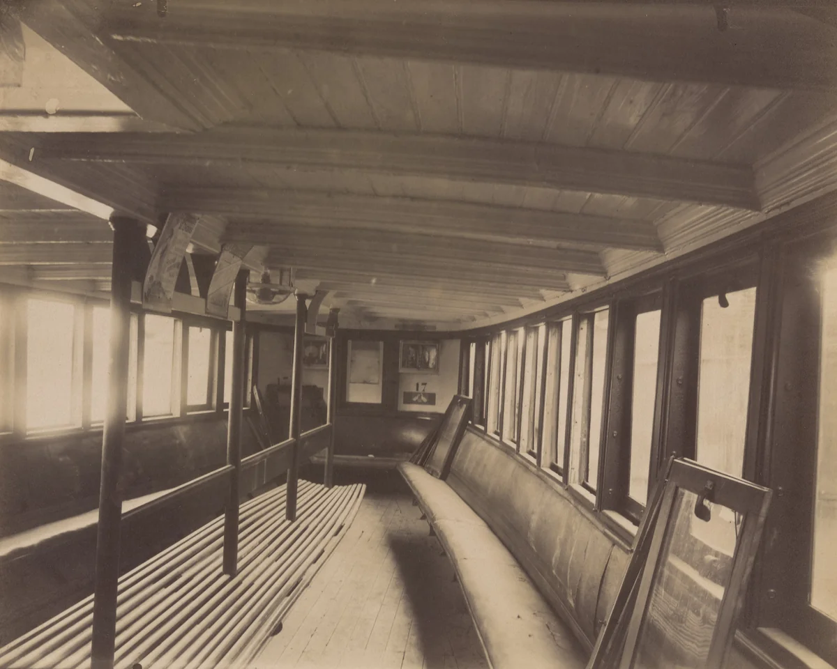 Bateau-Parisien. Port de Javel by Eugène Atget, photograph, 1914