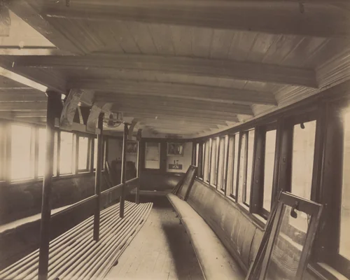 Bateau-Parisien. Port de Javel by Eugène Atget, photograph, 1914