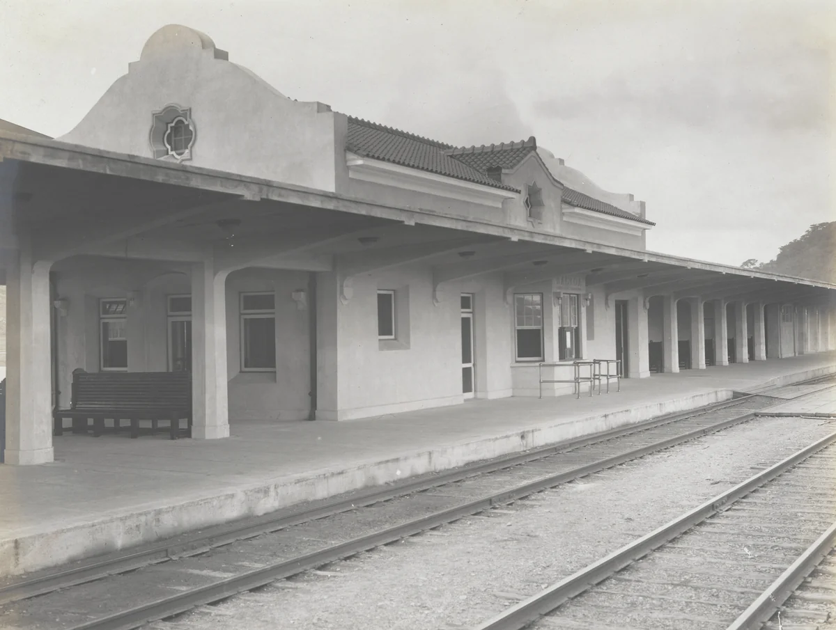 Relocation P.R.R. The new station at Balboa, C.Z. Close view of front by Unidentified Photographer, photograph, 1915