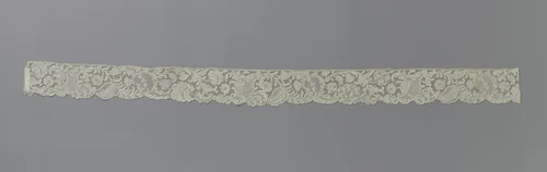 Strook naaldkant met rozen en pioenrozen by anonymous, other, 1725-1749