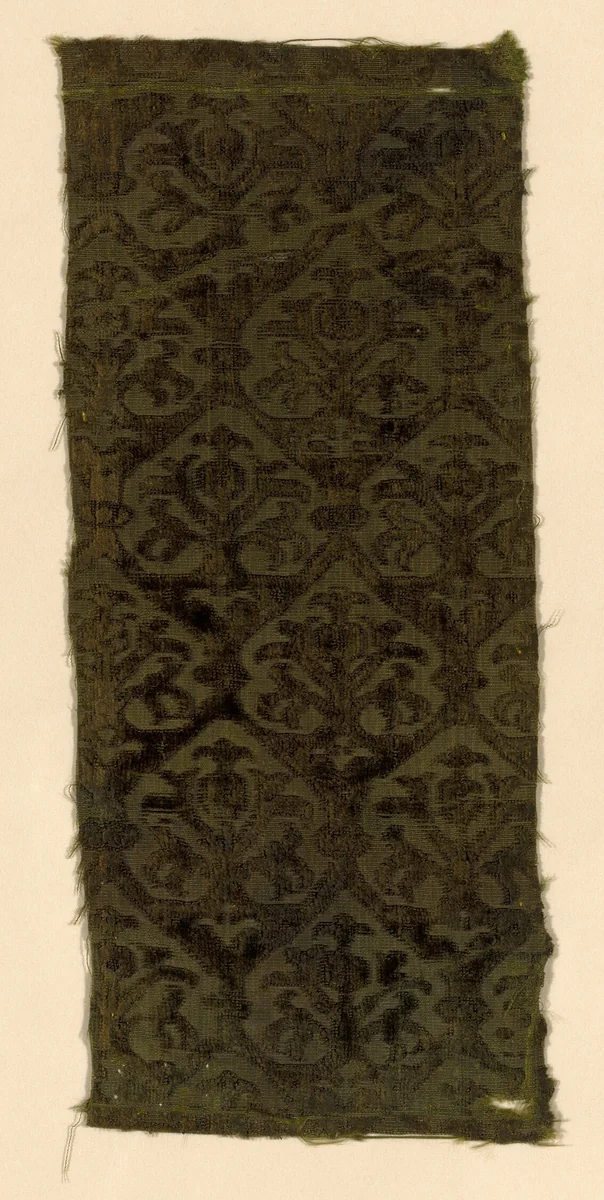 Fragment by Italy, textile, 1575-1600
