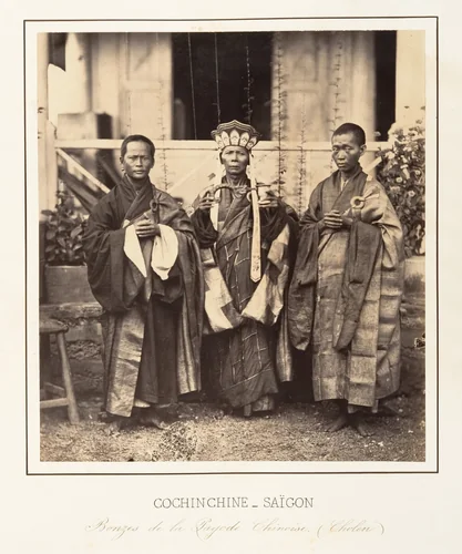 Bonzes de la Pagoda Chinoise (Cholen), Saïgon, Cochinchine by Emile Gsell, photograph, 1866