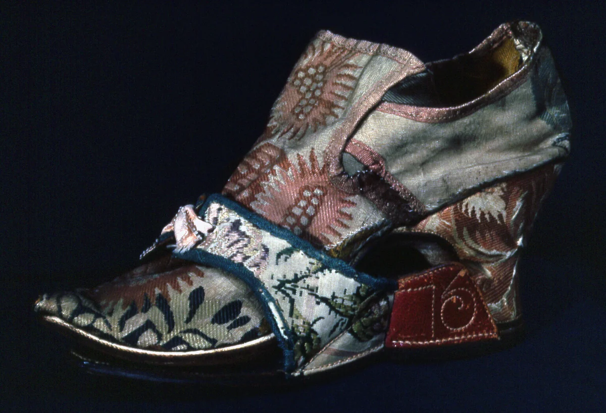 Slippers with Patens by England, other, 1720-1739