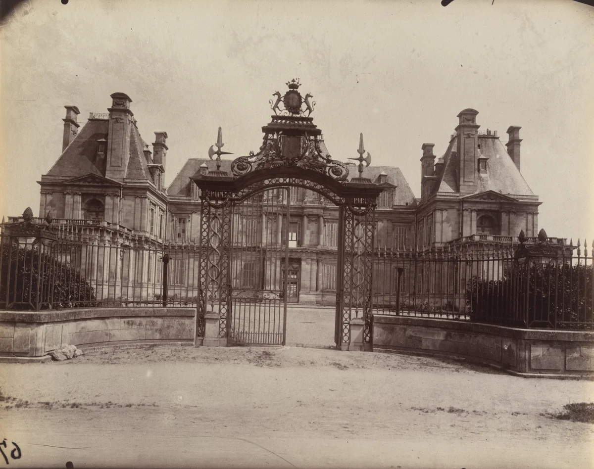 Maisons-Lafitte-château by Eugène Atget, photograph, 1910