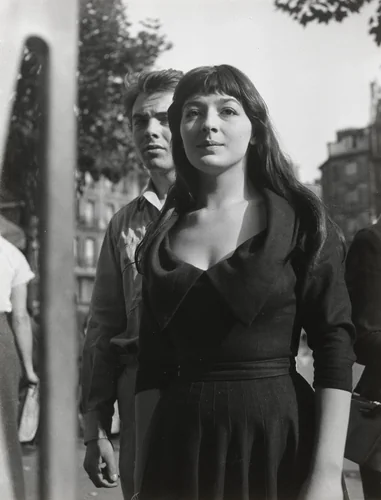 Juliette Greco and Erskine Caldwell, Paris by Emmy Andriesse, photograph, 1948