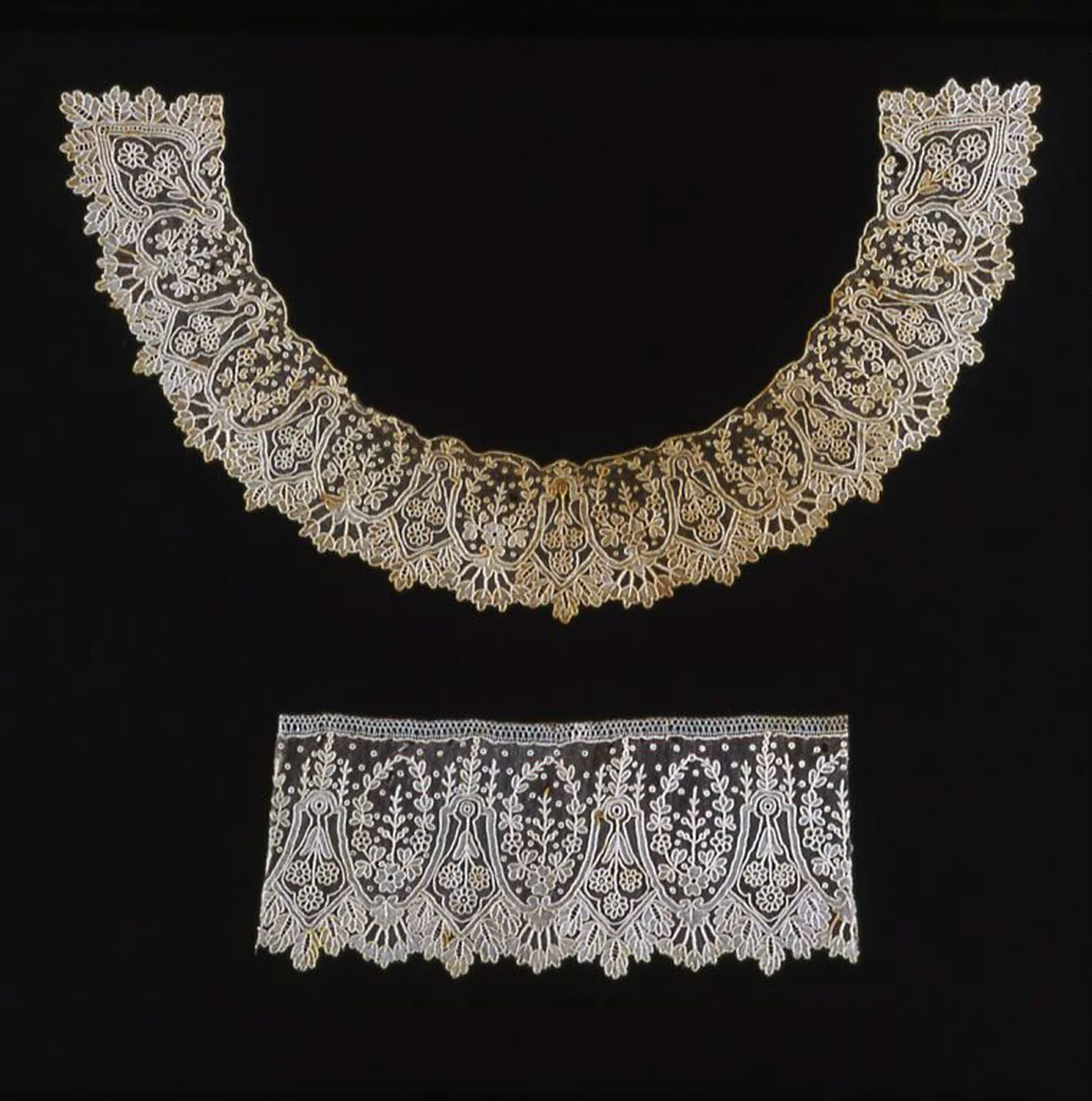 Collar and Cuff by Belgium, textile, 1875-1900