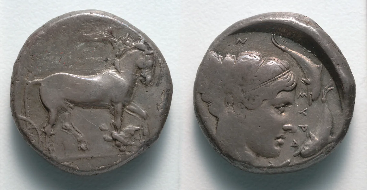 Tetradrachm: Quadriga (obverse); Head of Arethousa (reverse) by Unknown, metalwork, -435--415