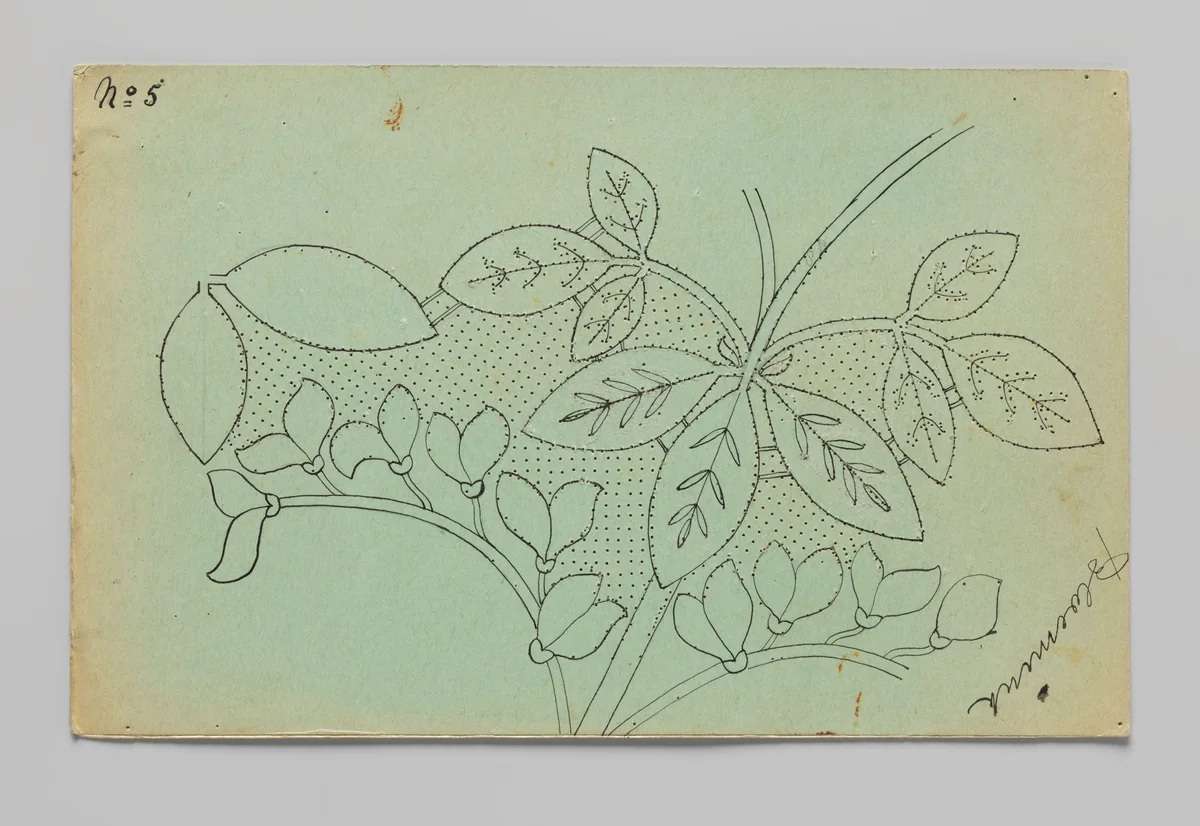 Kantpatroon voor een kleed van kloskant met goudenregentakken en -bloemen by Louise Wilhelmina van der Meulen-Nulle, textile, 1912