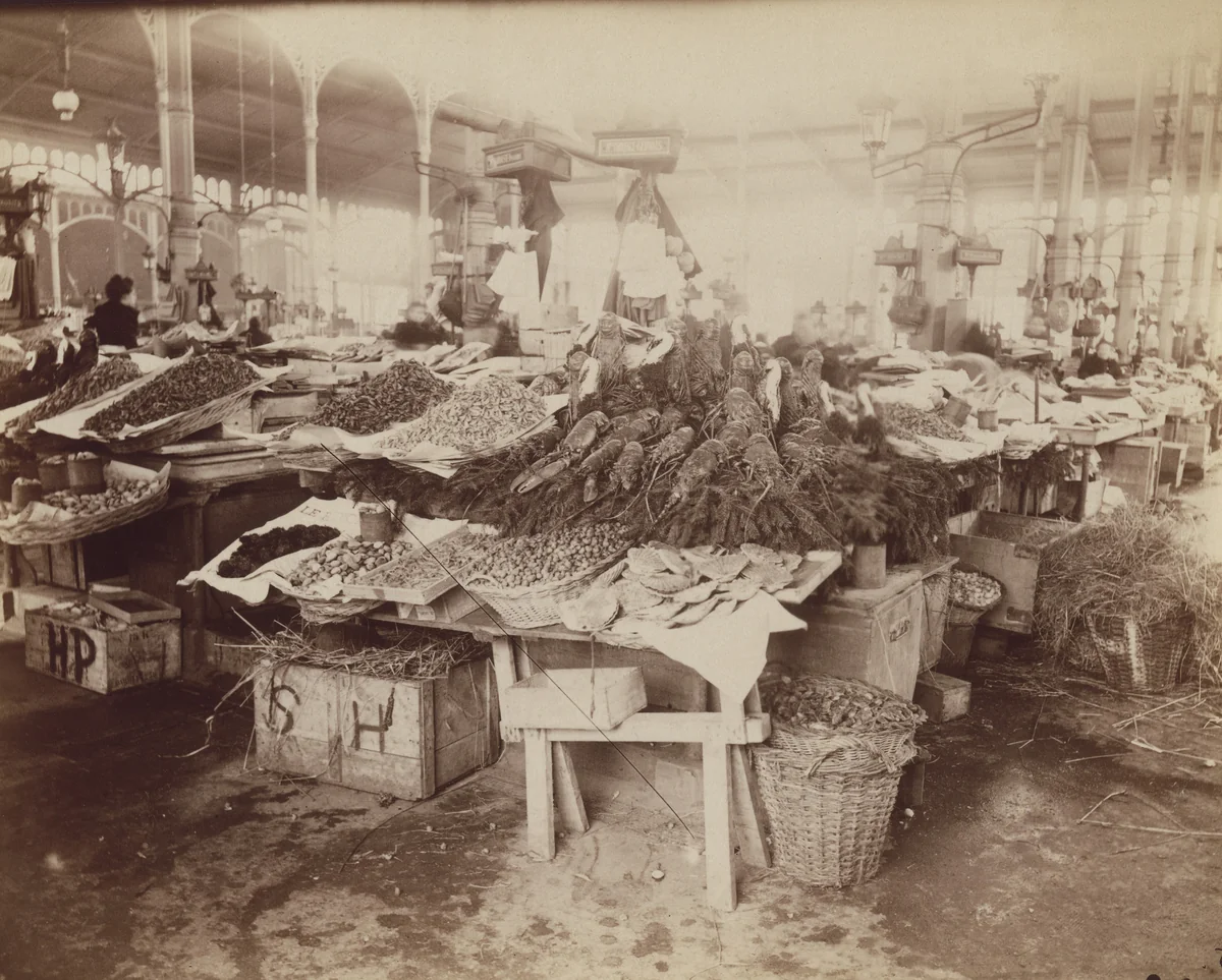 Untitled (Les Halles) by Eugène Atget, photograph, 1898