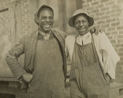 Cotton Mill Workers by Lewis Wickes Hine, photograph, 1905-1910