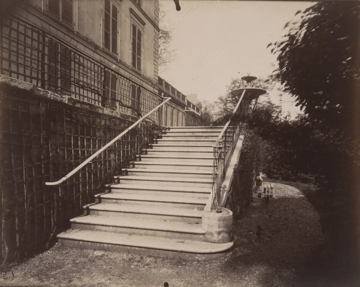 Parc Delessert, 32 Quai de Passy by Eugène Atget, photograph, 1914