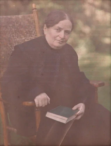 Hedwig Stieglitz by Alfred Stieglitz, photograph, 1907