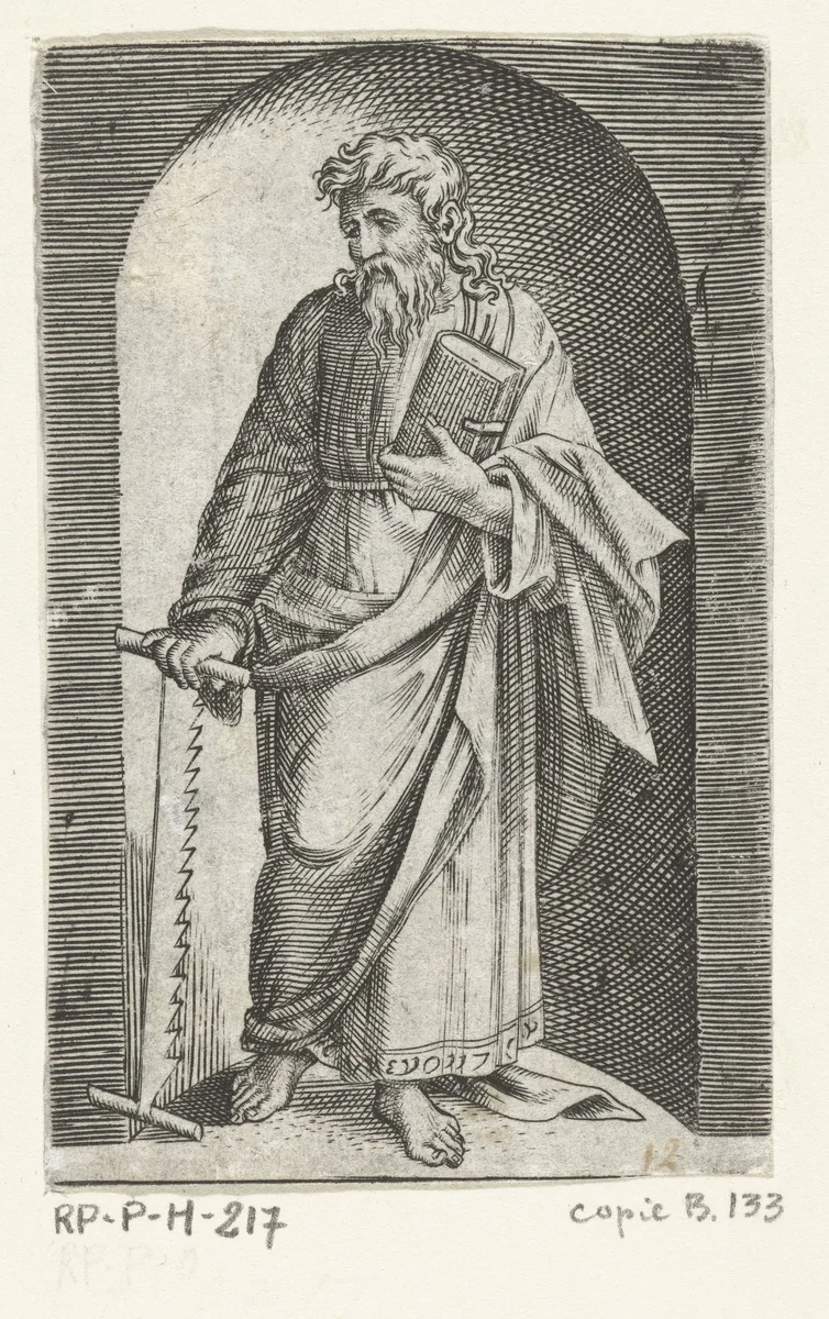 Apostel Simon Zelotes met zaag staand in nis by anonymous, print, 1517-1577