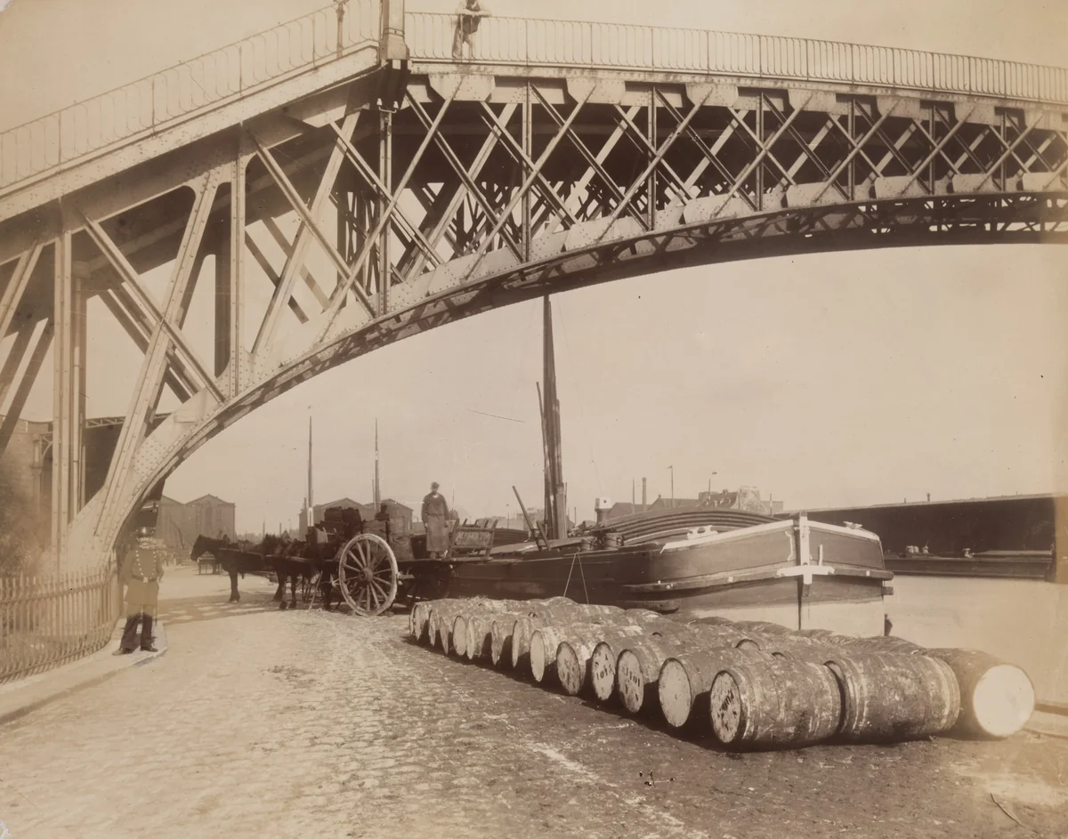 Bassin de la Villette by Eugène Atget, photograph, 1905
