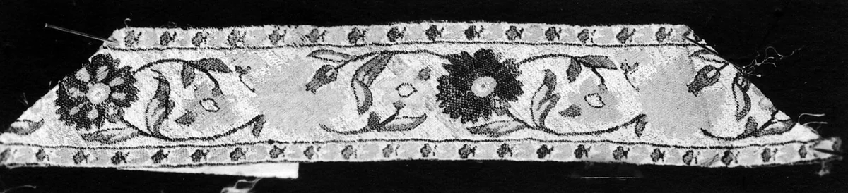 Fragment (Border) by Iran, textile, 1601-1800