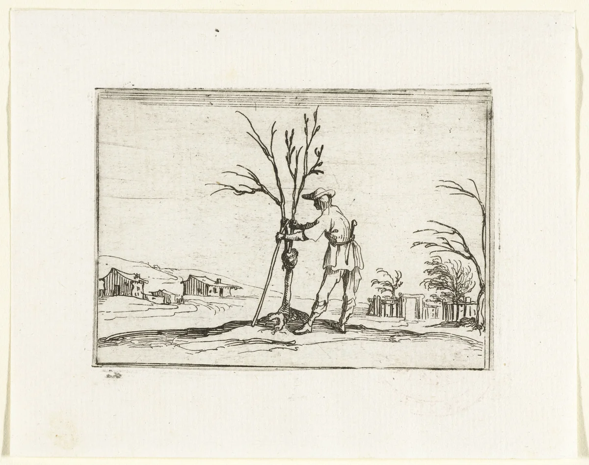 Een tuinman verzorgt een jonge boom by Jacques Callot, print, 1621-1635