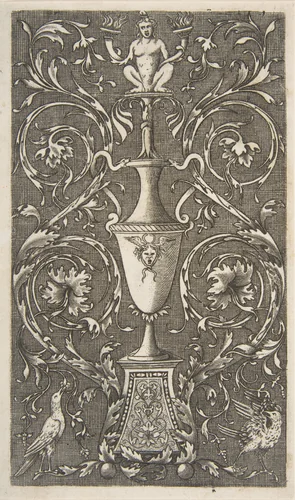 Grotesque with a vase, birds and acanthus scrolls by anonymous, print, 1515-1600