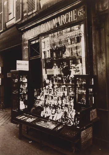 Boutique, rue de Sèvres by Eugène Atget, photograph, 1910