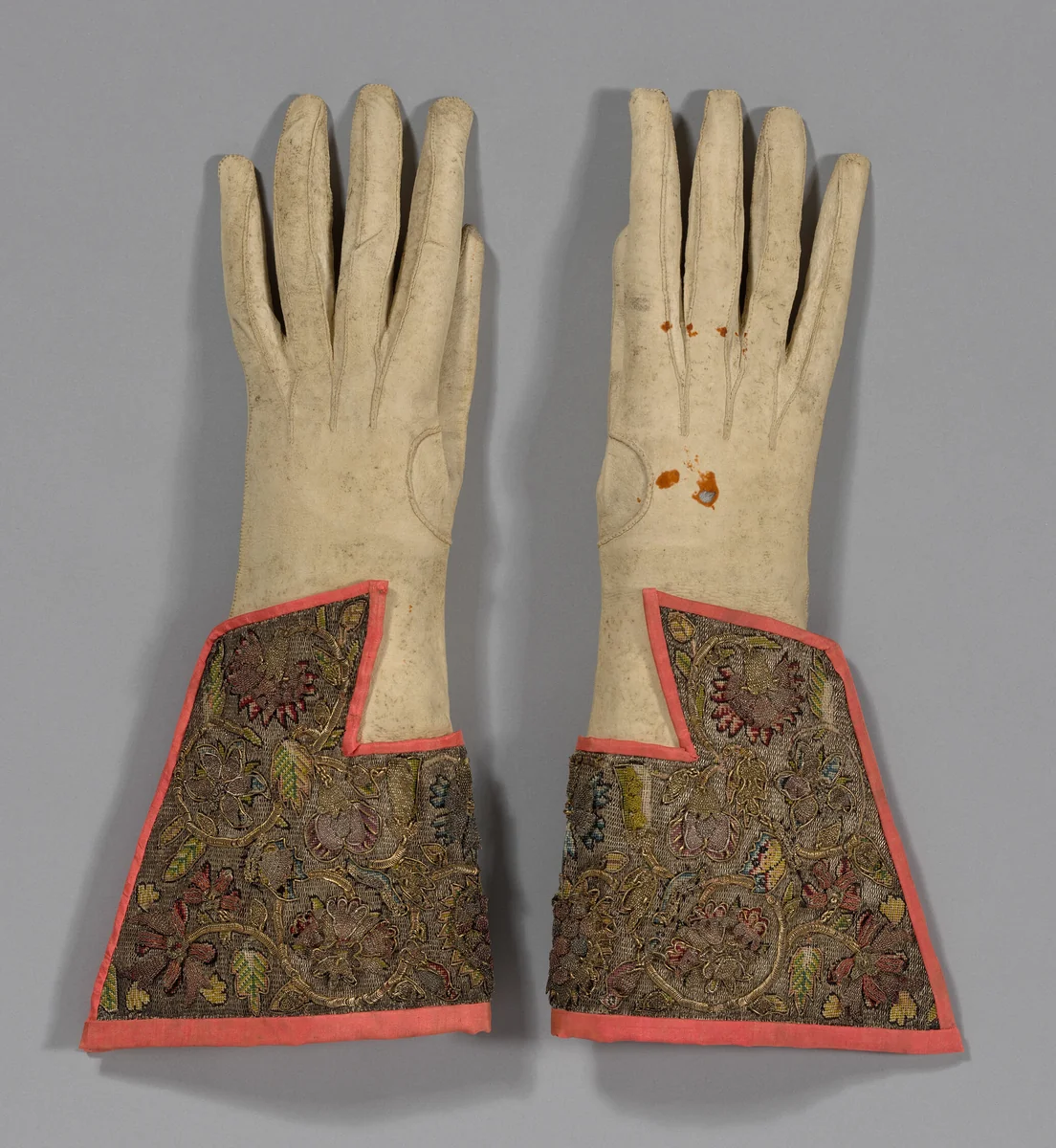 Pair of Men's Gloves by England, textile, 1625-1650