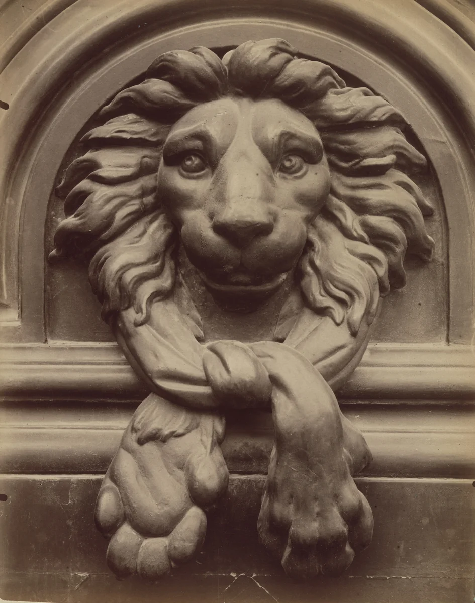 Hôtel de Chanac, rue de Grenelle, 127 by Eugène Atget, photograph, 1901
