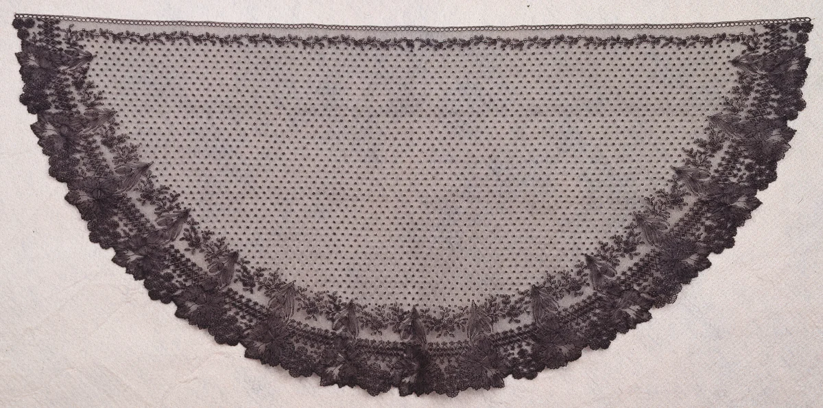 Bonnet Veil by France, Chantilly or Bayeux, textile, 1850-1859