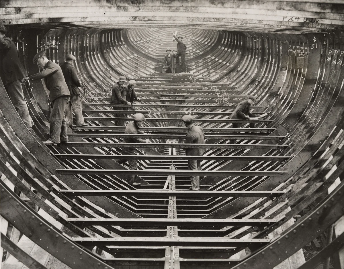 "The Hull that Carries the Hopes of British Yachtsmen" by Times Wide World Photos, photograph, 1934