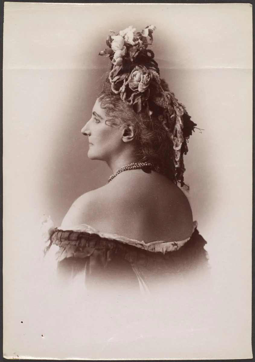 [Countess de Castiglione, from Série des Roses] by Pierre-Louis Pierson, photograph, 1895