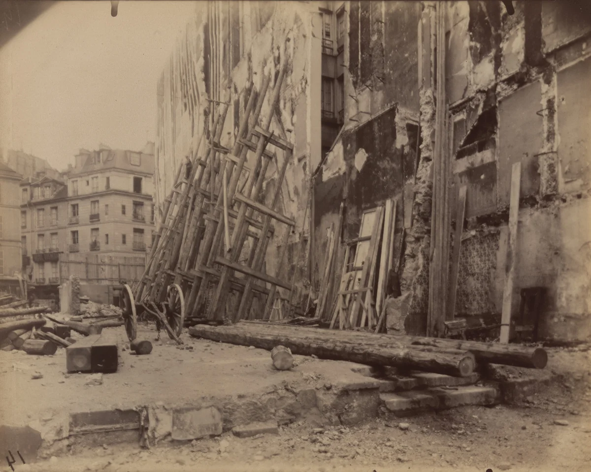 Ancien passage du Pont Neuf by Eugène Atget, photograph, 1913