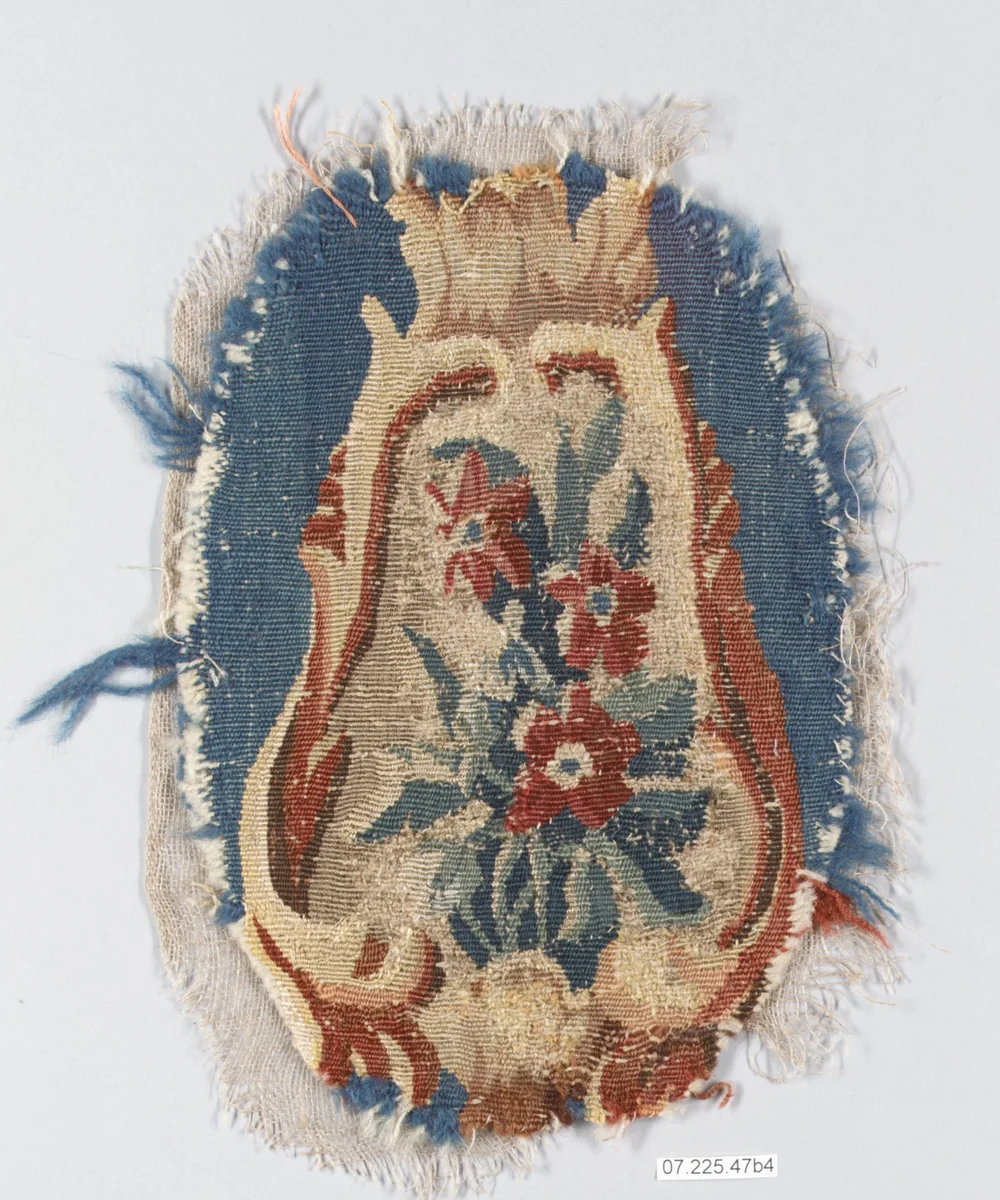 Rocaille cartouche with flowers by Beauvais, textile, 1730-1755