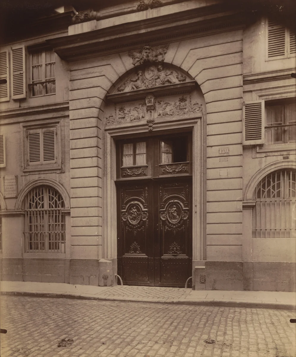 Hôtel de Châteaubriand,120 rue du Bac by Eugène Atget, photograph, 1899
