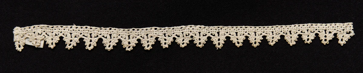 Bobbin Lace (Needlepoint Design) Edging of Points by Unknown, textile, 1550-1599