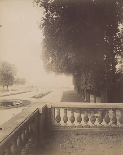 Parc de Saint-Cloud by Eugène Atget, photograph, 1915