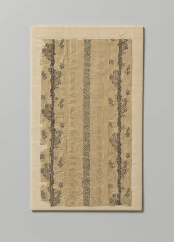 Fragment complex zijdeweefsel by anonymous, textile, 1660