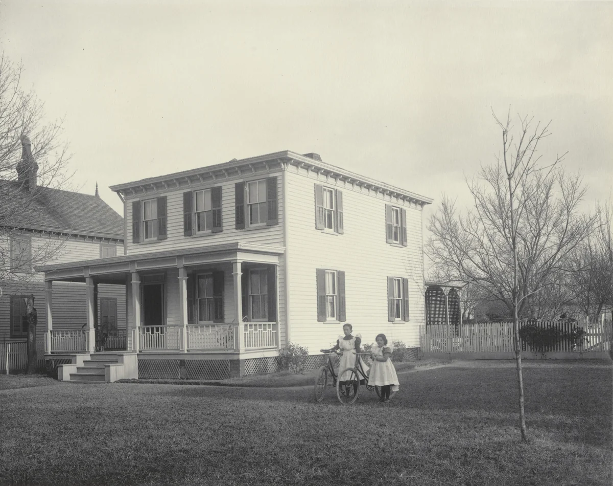 A Hampton graduate's home by Frances Benjamin Johnston, photograph, 1899