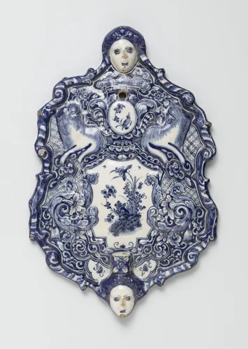 Twee achterplaten van wandarmen by anonymous, other, 1725-1750