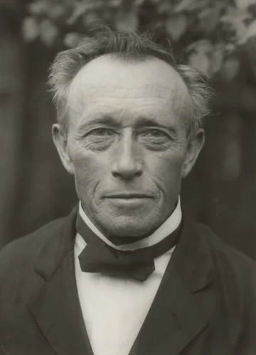 The Arbitrator by August Sander, photograph, 1919