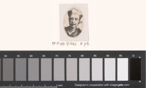 Kop van man met snor en witte muts by Jean Pierre Norblin de la Gourdaine, print, 1774-1789