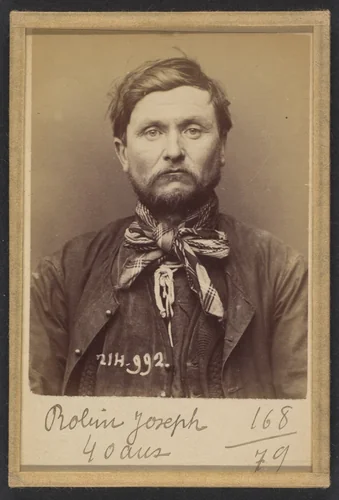 Roobin. Joseph. 40 ans, né à Bourgneuf (Loire-Inférieure). Terrassier. Anarchiste. 2/3/94 by Alphonse Bertillon, photograph, 1894