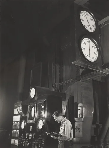 Untitled by Luke Swank, photograph, 1930