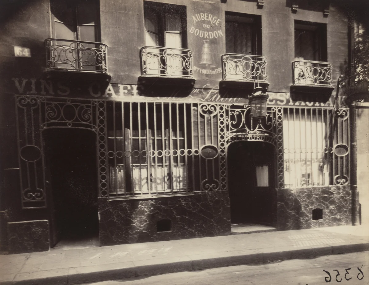 Auberge du Bourdon. 64 rue de Varenne by Eugène Atget, photograph, 1922