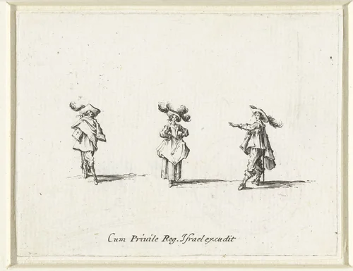 Dame, de handen in de zij, van voren gezien, tussen twee heren by Jacques Callot, print, 1633-1635