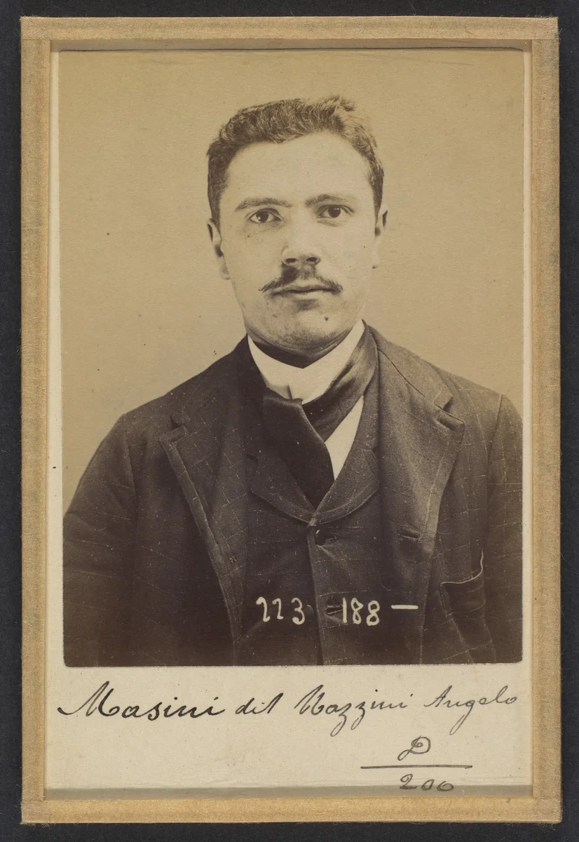 Masini (dit Mazzini). Angelo, Henri. 25 ans, né le 4/9/69 à Milan (Italie). Ébéniste. Anarchiste. 1/9/94. by Alphonse Bertillon, photograph, 1894