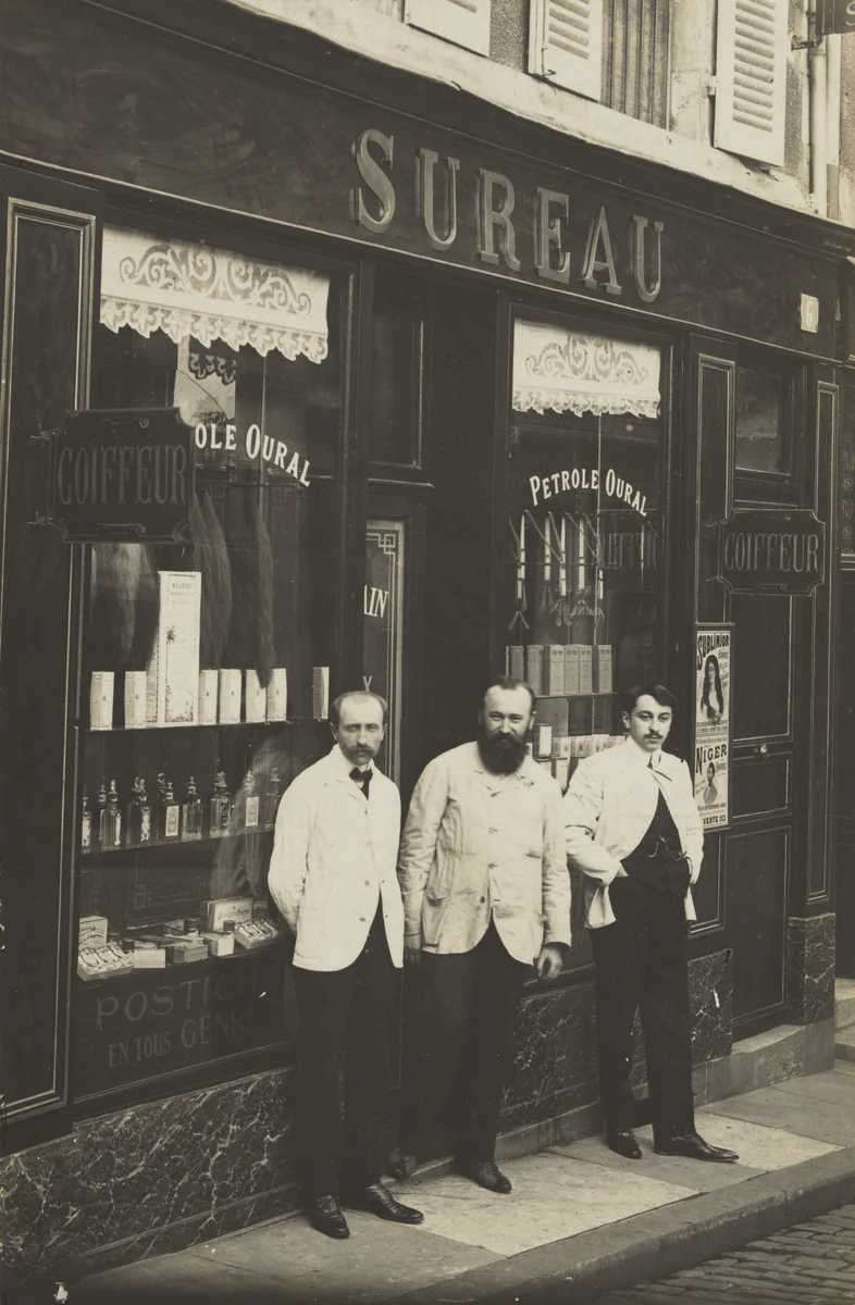 Coiffeur Sureau, Dijon by Unidentified Photographer, photograph, 1913
