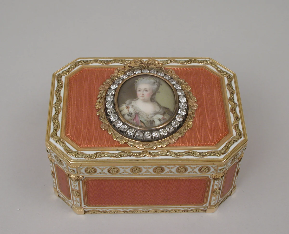 Snuffbox with portrait of Catherine II (1729–1796), Empress of Russia by Joseph Etienne Blerzy, metalwork, 1774-1775