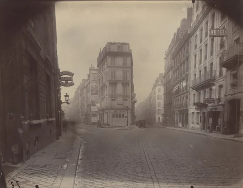 Rue Pigalle. à 6 h. du matin en avril 1925 by Eugène Atget, photograph, 1925