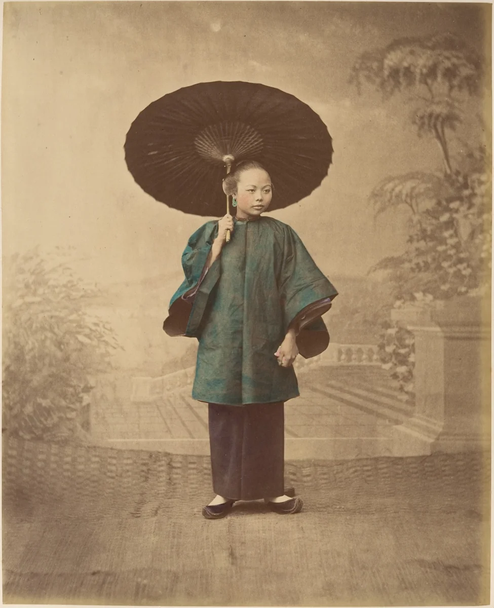 Femme de Canton by Raimund von Stillfried, photograph, 1870-1879